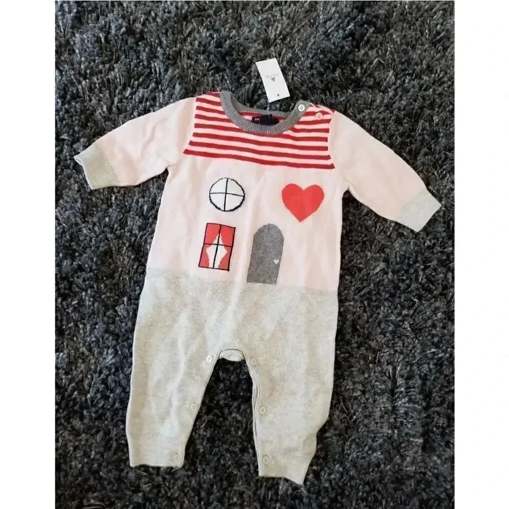 Babygap knit outfit 0-3M